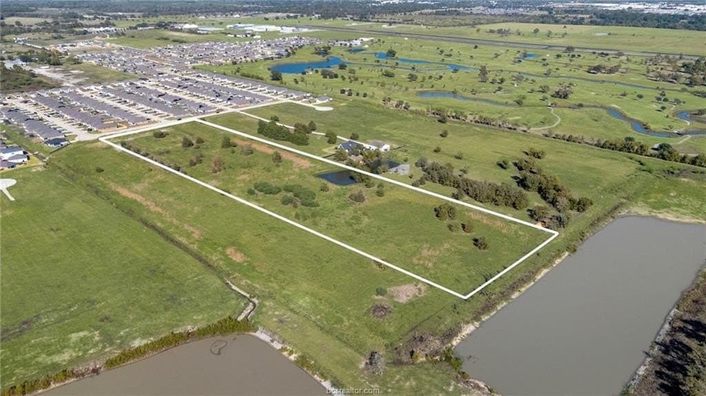 10.03 acres in Grimes County gallery image 2