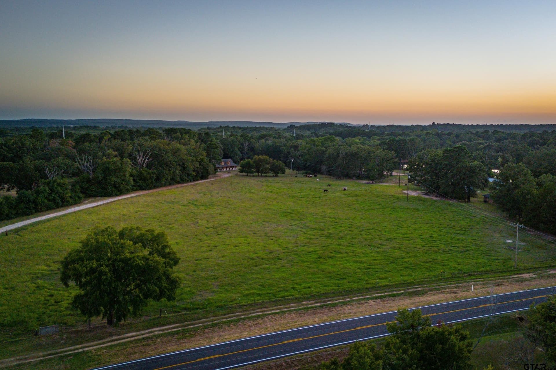 40.04 acres in Henderson County - photo 4