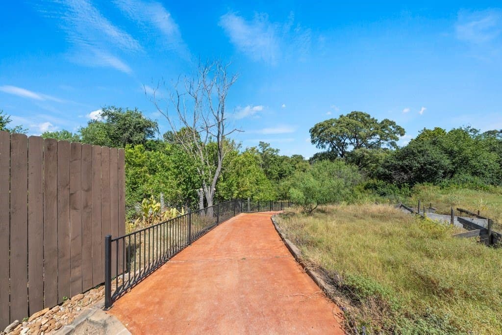 0.22 acres in Comal County - photo 13