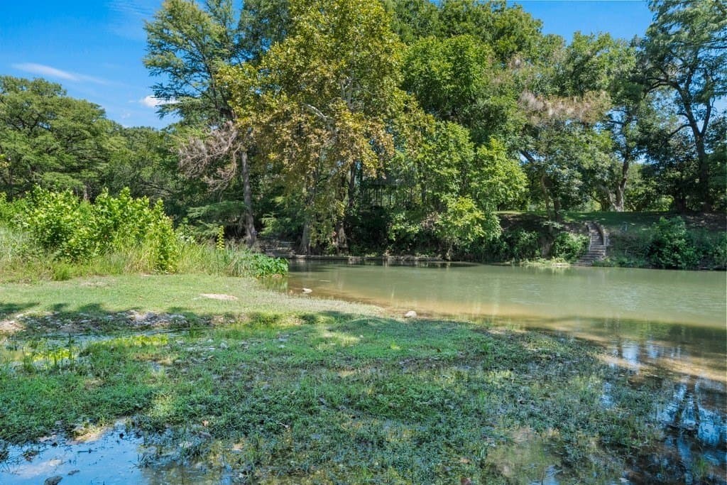 0.22 acres in Comal County - photo 16