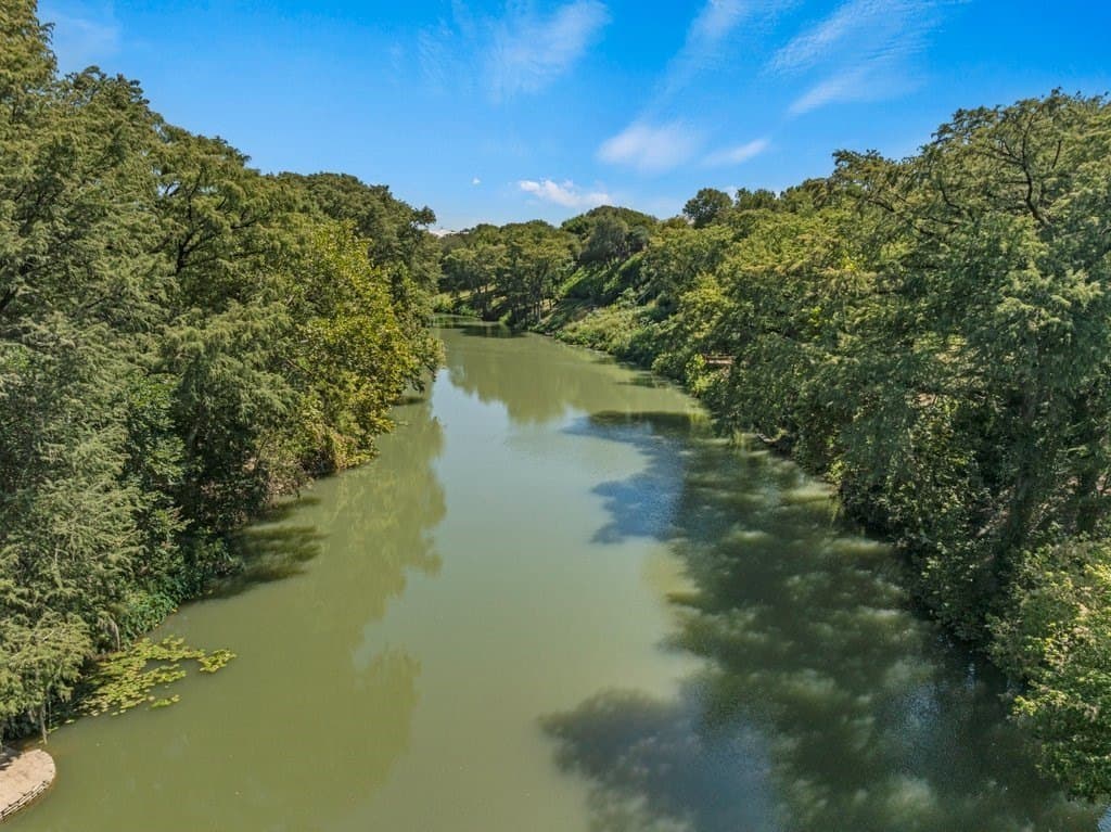 0.22 acres in Comal County - photo 22