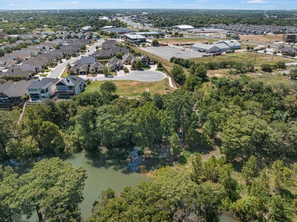 0.22 acres in Comal County - photo 8