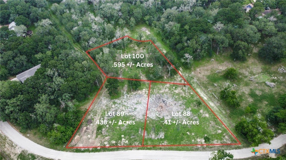 0.44 acres in Guadalupe County gallery image 3