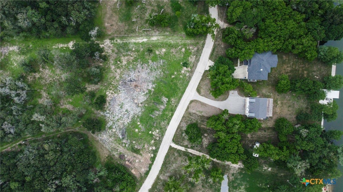0.44 acres in Guadalupe County - photo 11