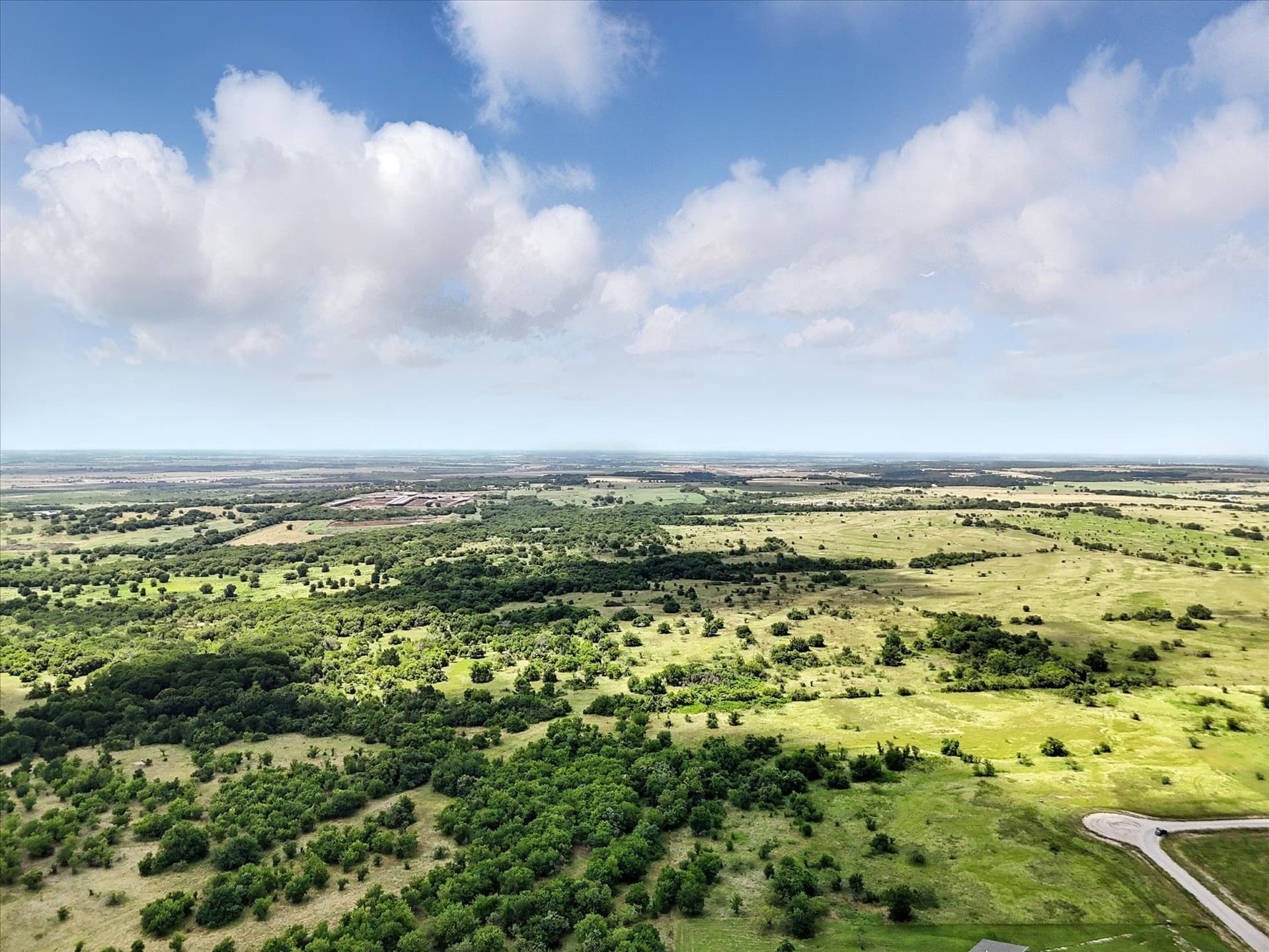 2 acres in Hill County