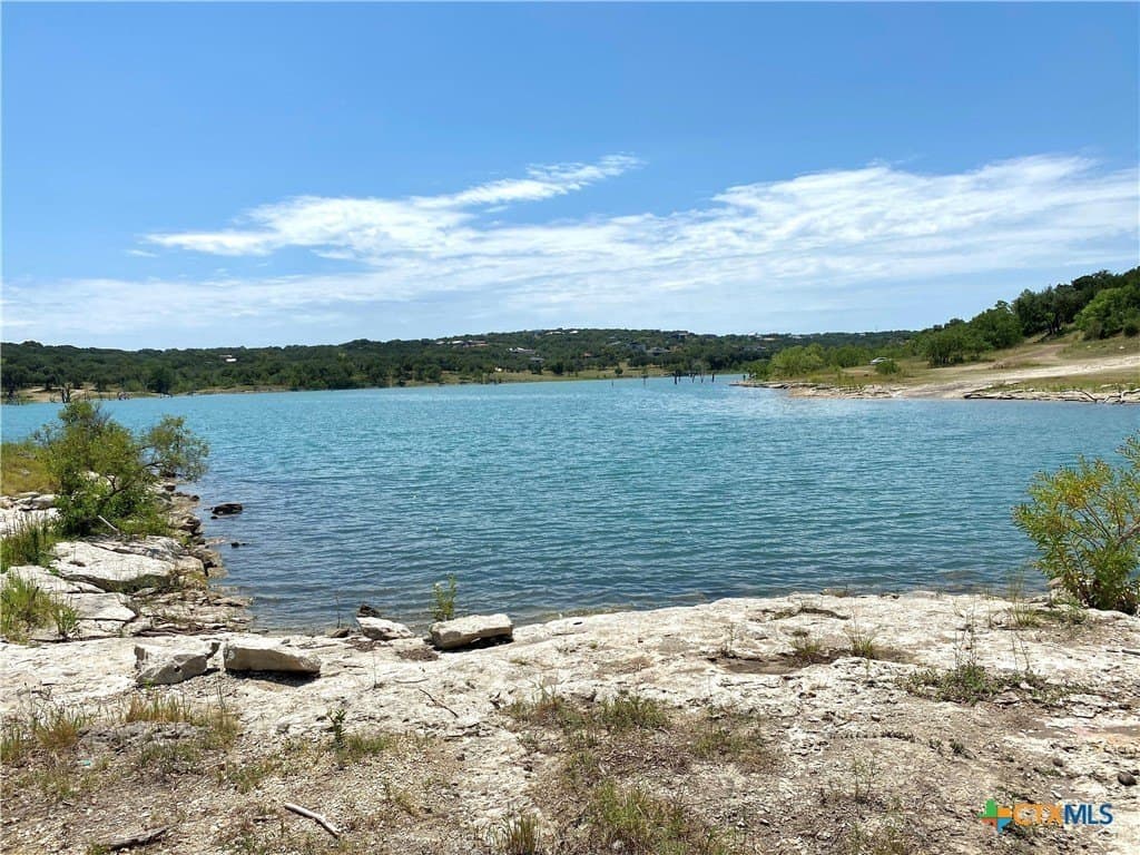 1.43 acres in Comal County - photo 6