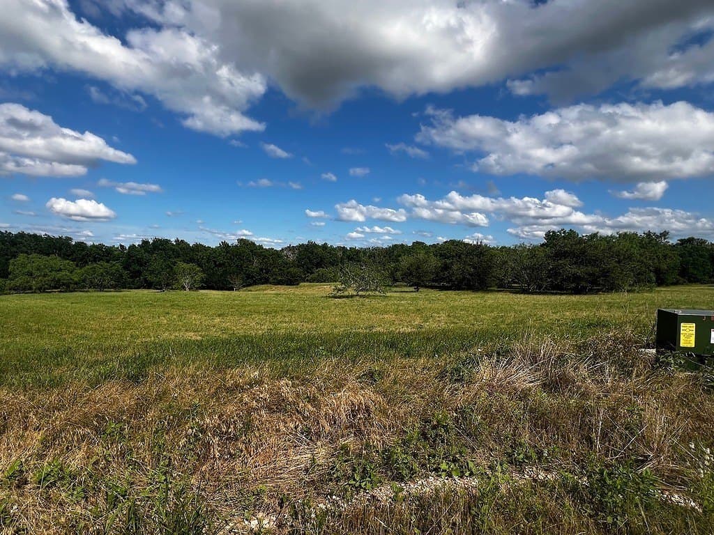 5.52 acres in Fayette County gallery image 3