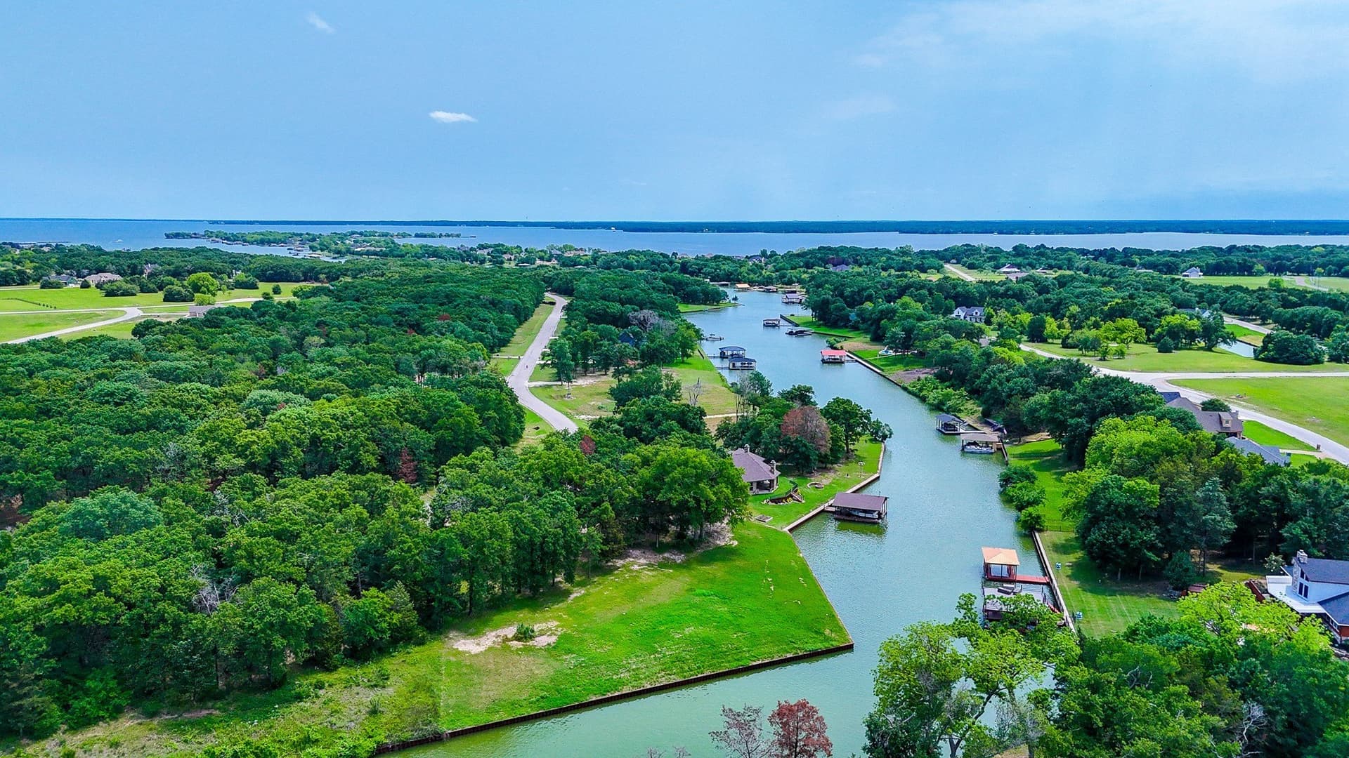 0.53 acres in Navarro County - photo 28