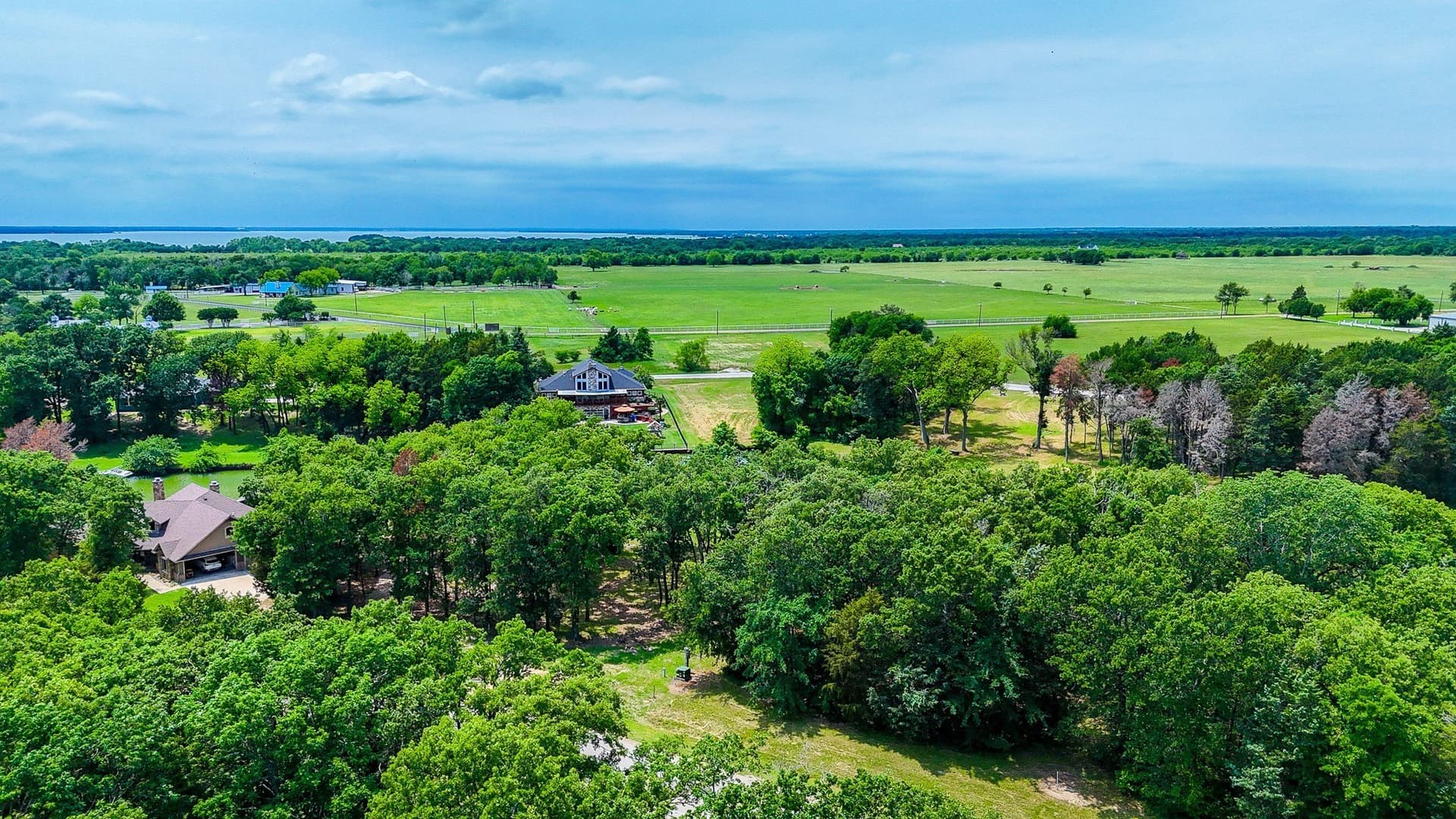 0.53 acres in Navarro County - photo 31