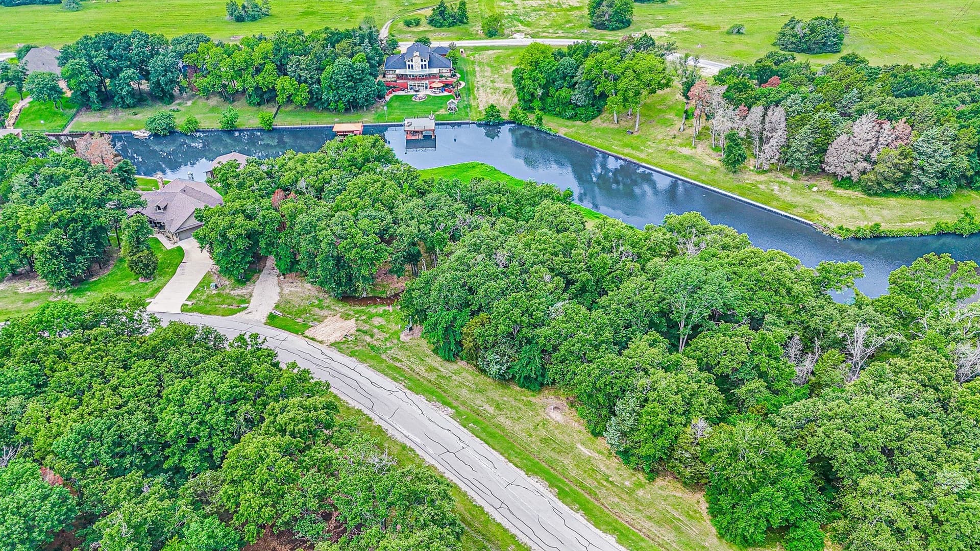 0.53 acres in Navarro County - photo 15