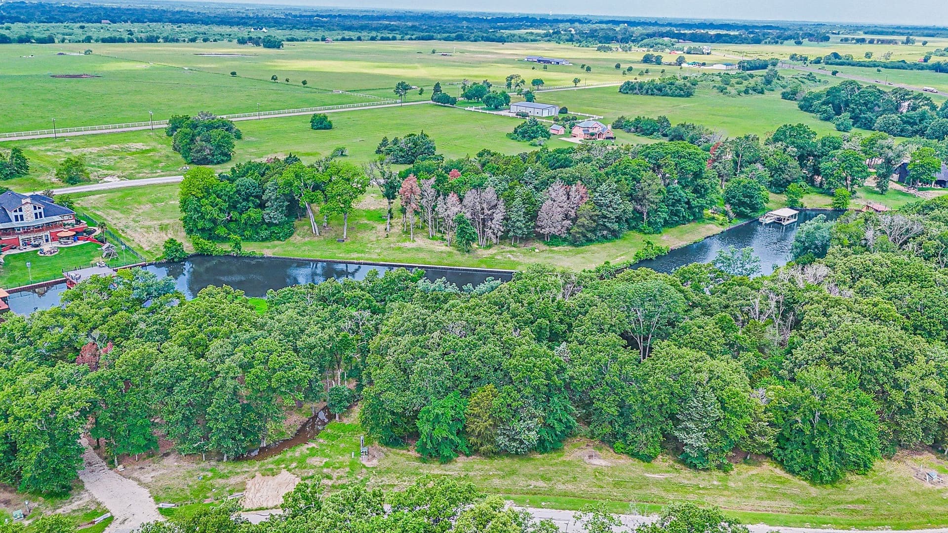 0.53 acres in Navarro County - photo 13