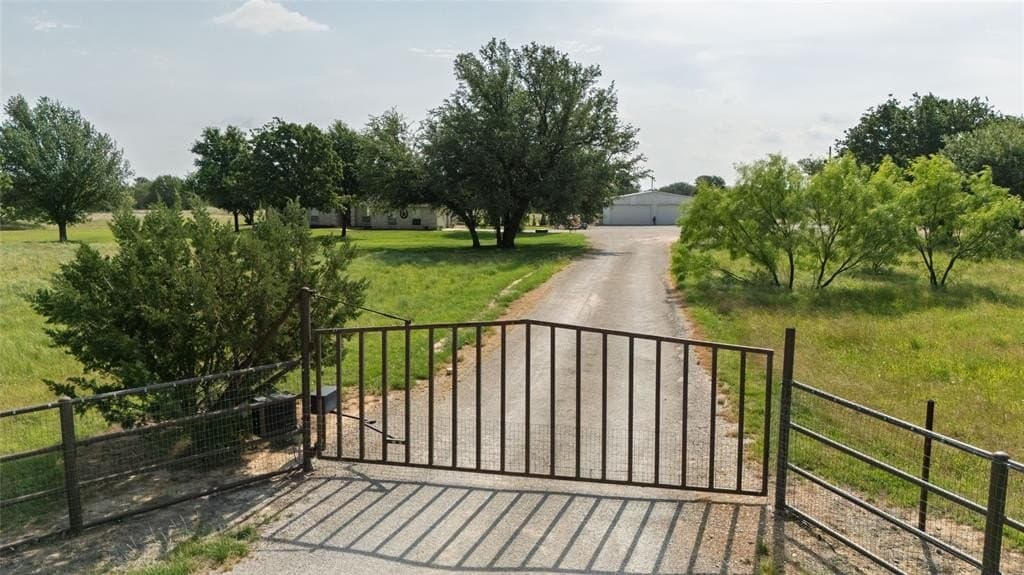 10.98 acres in Somervell County gallery image 2