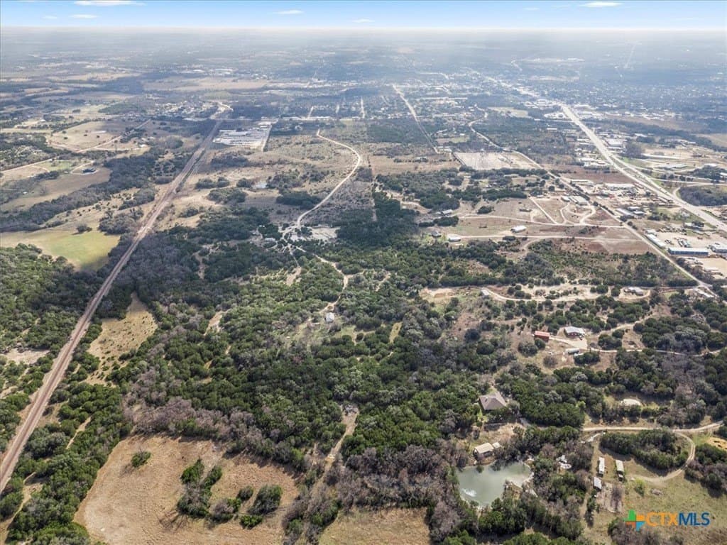 47.75 acres in Lampasas County
