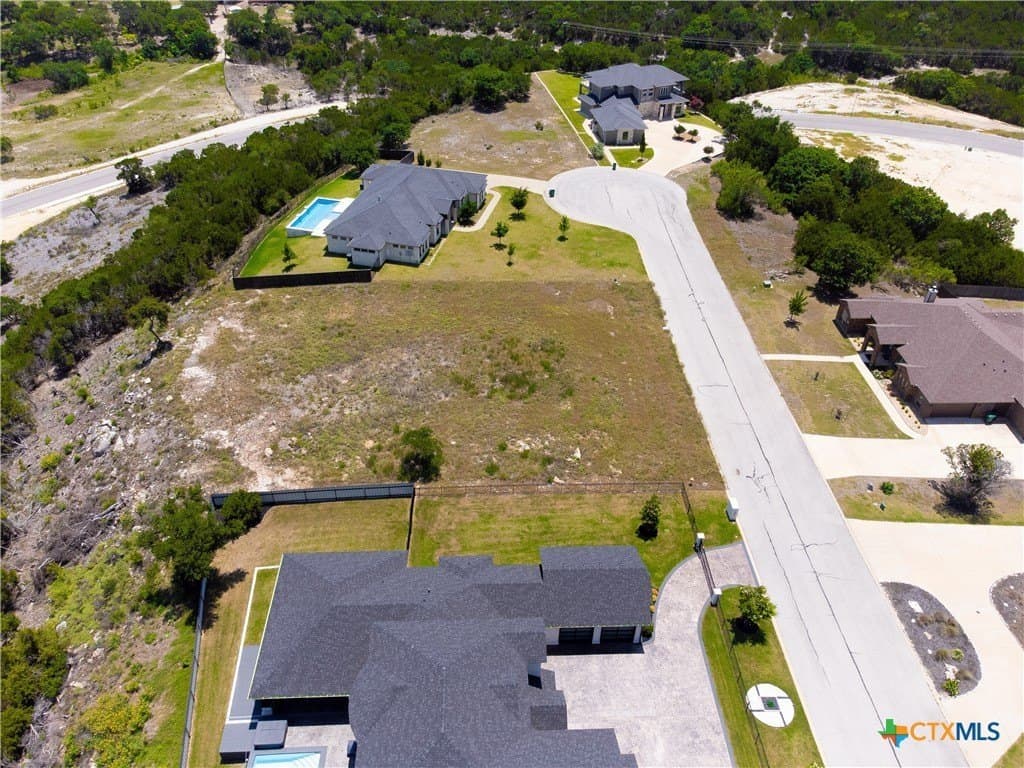 0.8 acres in Bell County - photo 10