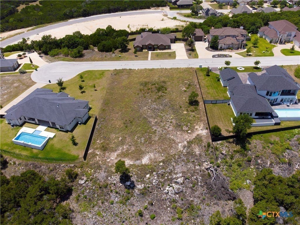 0.8 acres in Bell County - photo 9