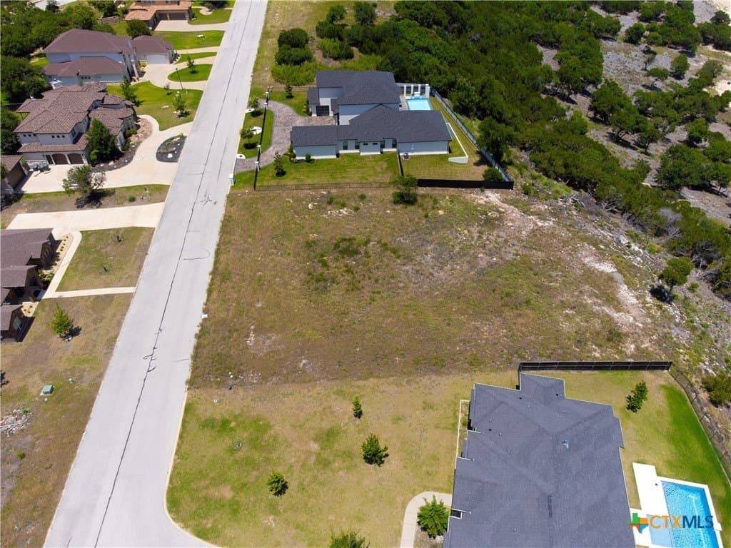 0.8 acres in Bell County - photo 8