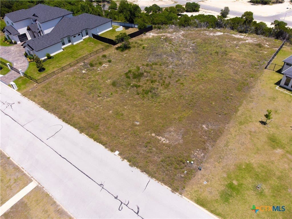 0.8 acres in Bell County - photo 7