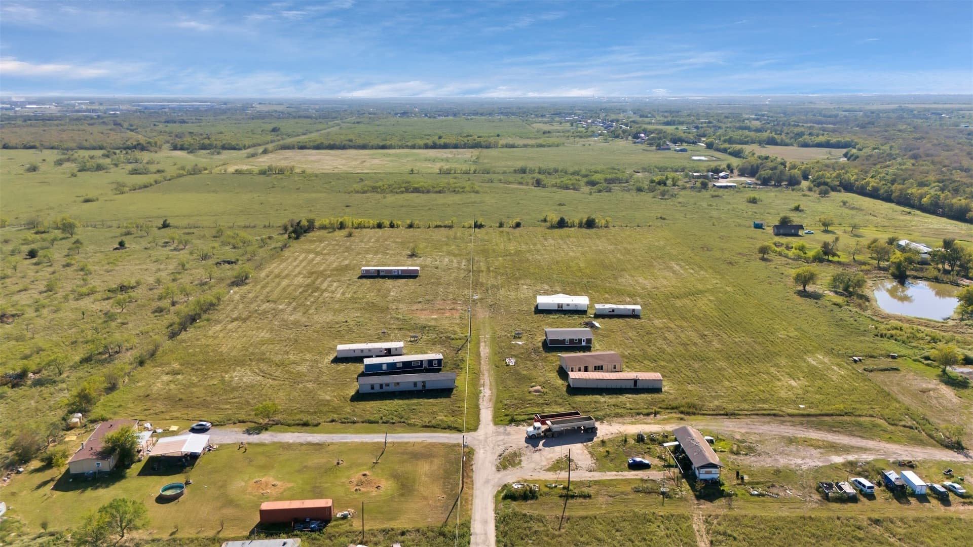 3.74 acres in Kaufman County gallery image 2
