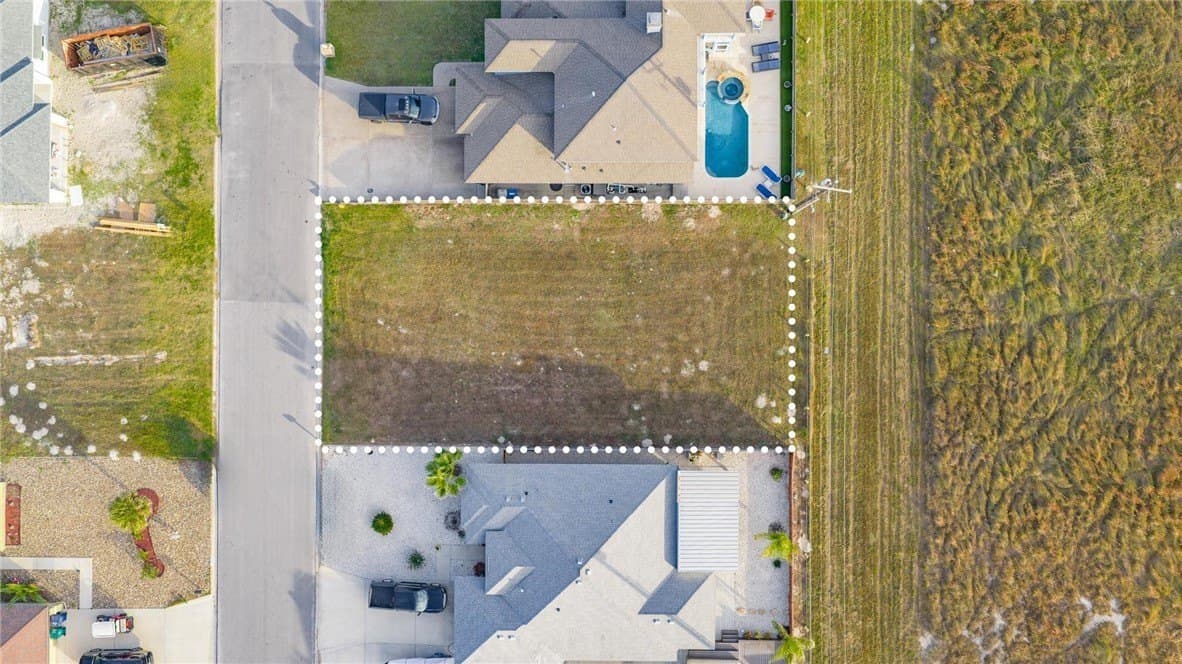 0.14 acres in Nueces County - photo 18