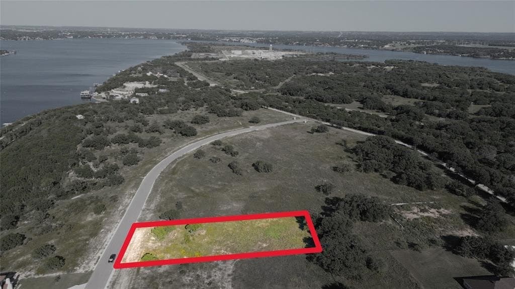 1.03 acres in Hood County gallery image 4