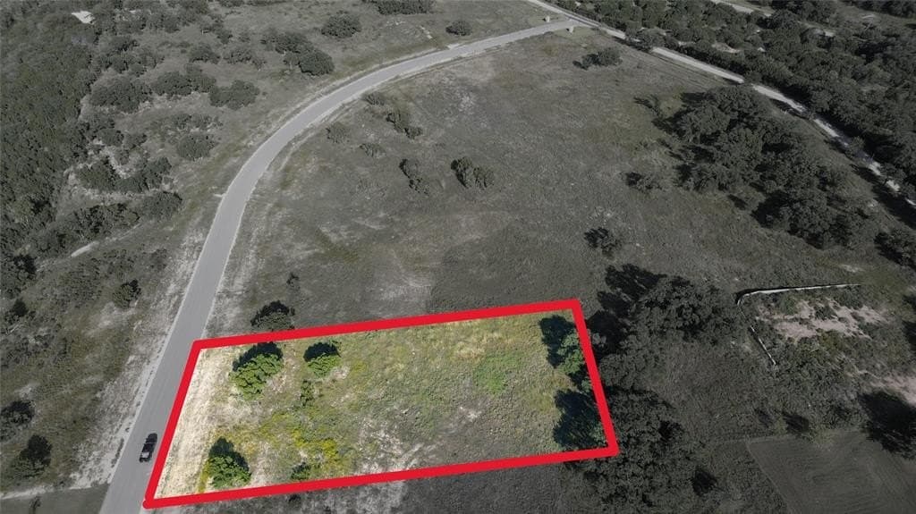 1.03 acres in Hood County gallery image 3