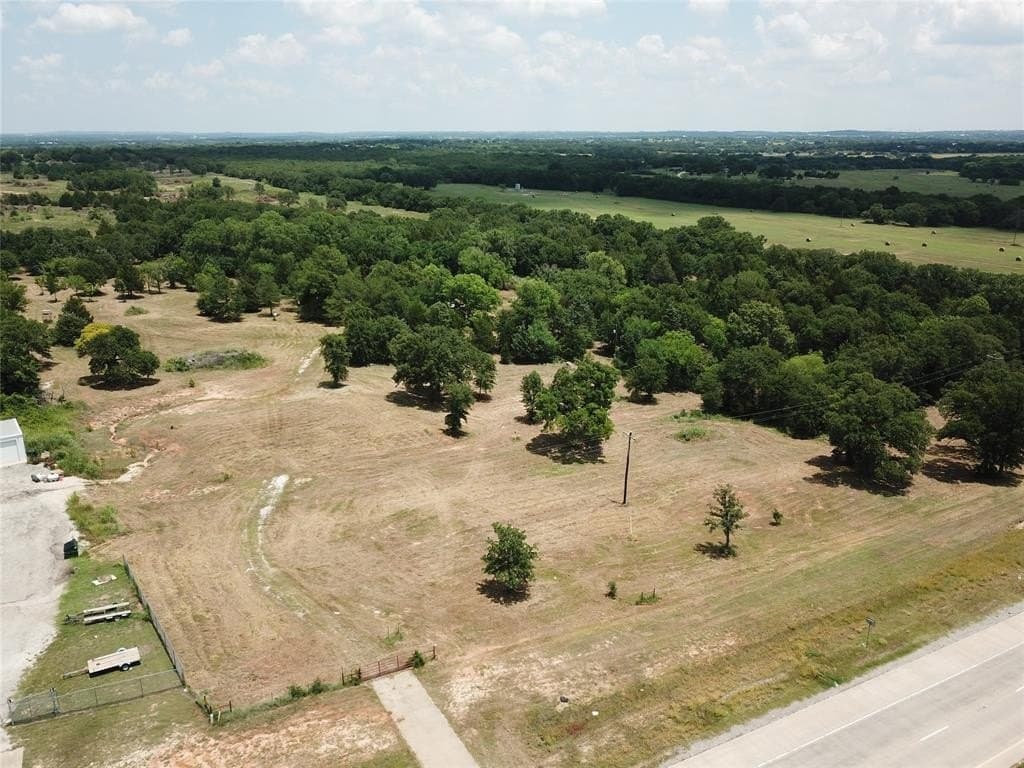 16.3 acres in Wise County
