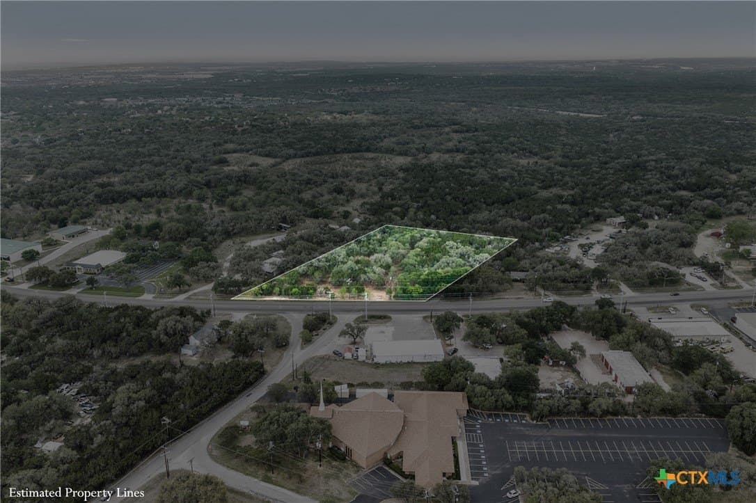 3.56 acres in Hays County gallery image 4