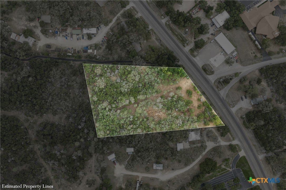 3.56 acres in Hays County gallery image 3