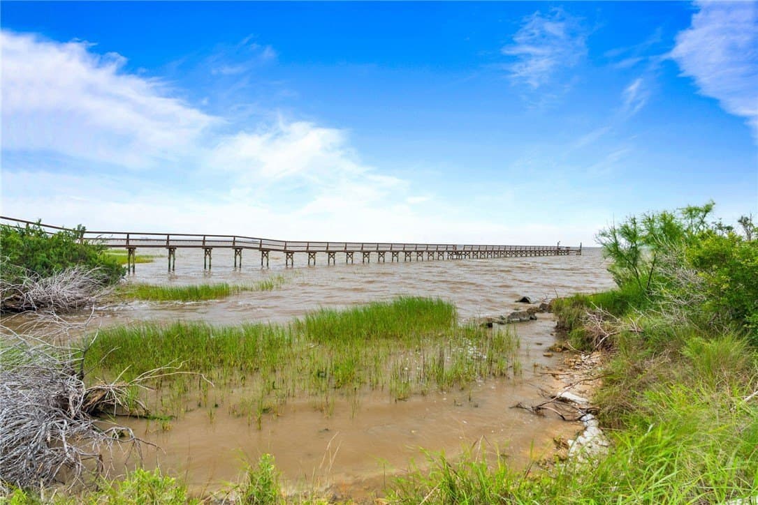 0.44 acres in Refugio County - photo 6