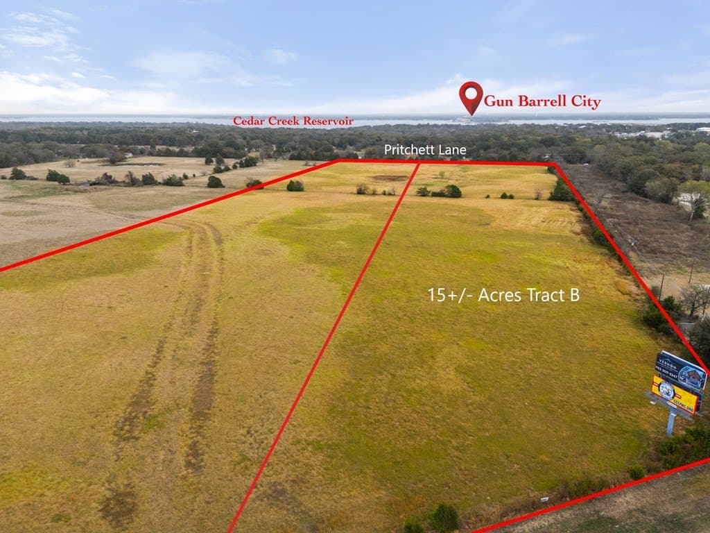 15 acres in Henderson County gallery image 3