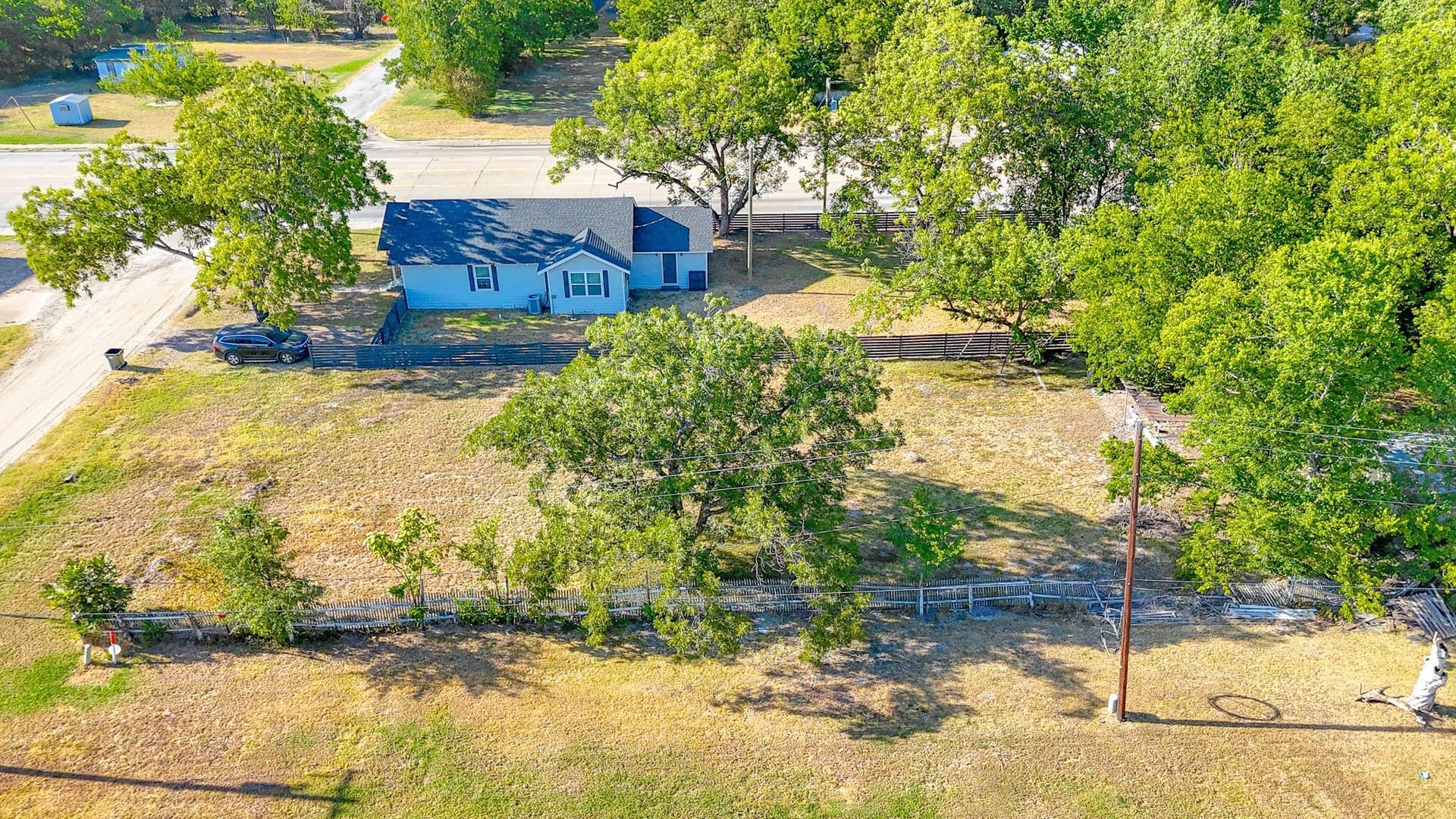 0.24 acres in Navarro County - photo 15