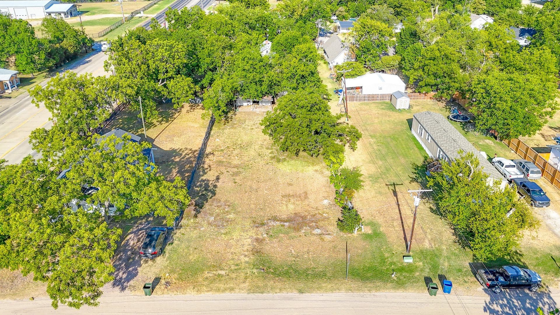 0.24 acres in Navarro County - photo 22