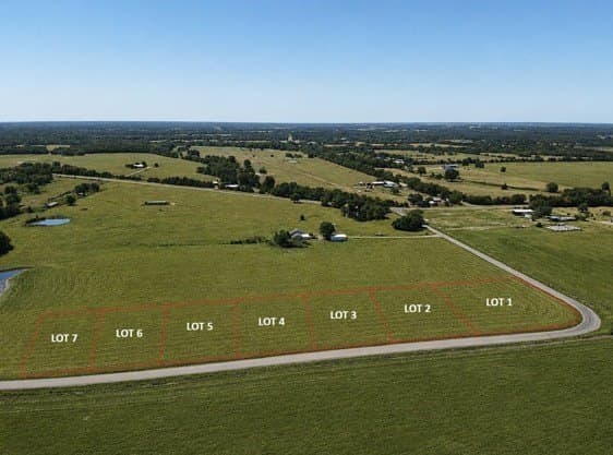 0.5 acres in Lamar County - photo 7