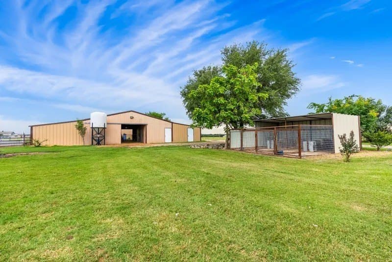 10 acres in Denton County gallery image 3