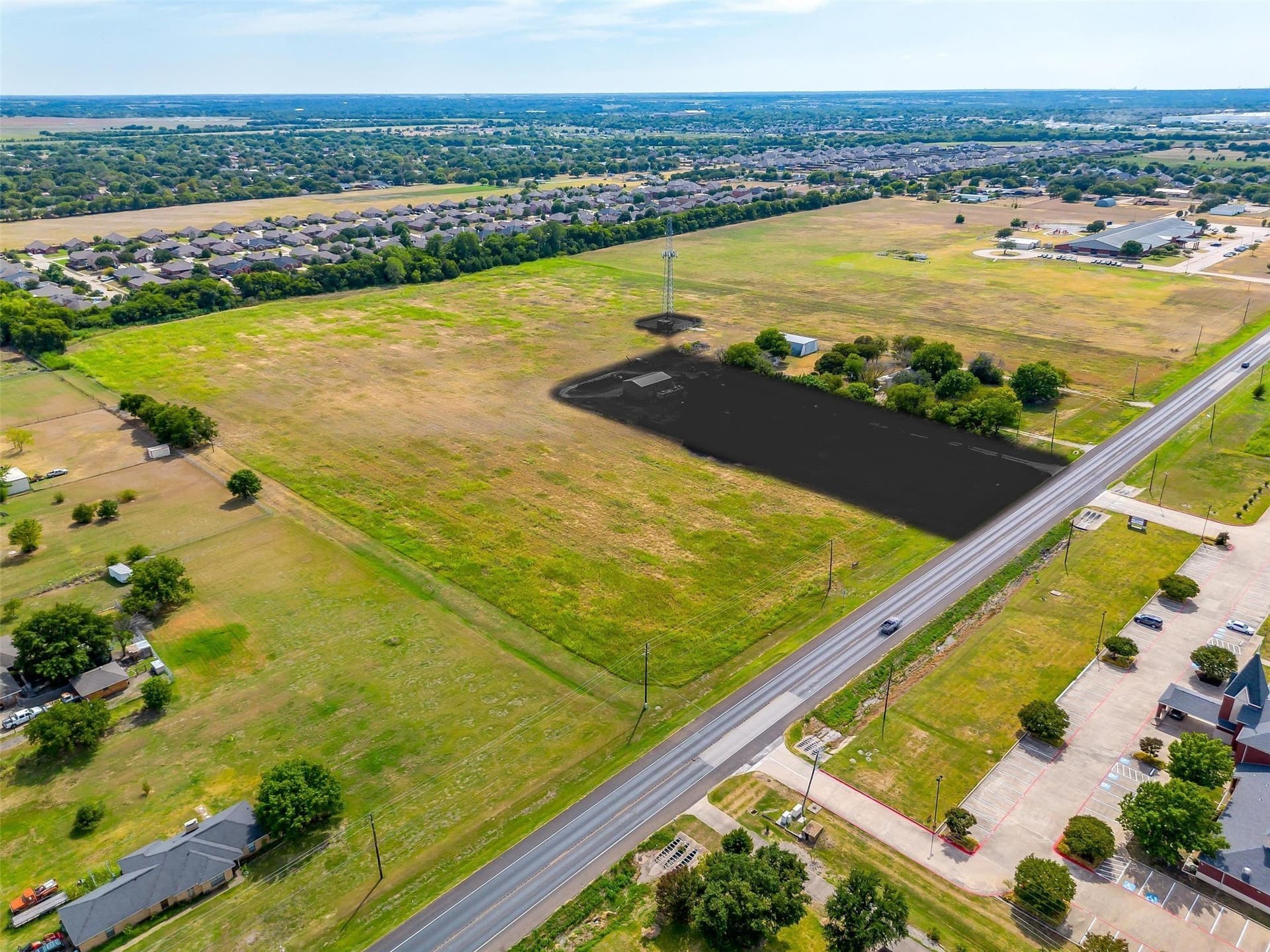 23.83 acres in Ellis County - photo 3