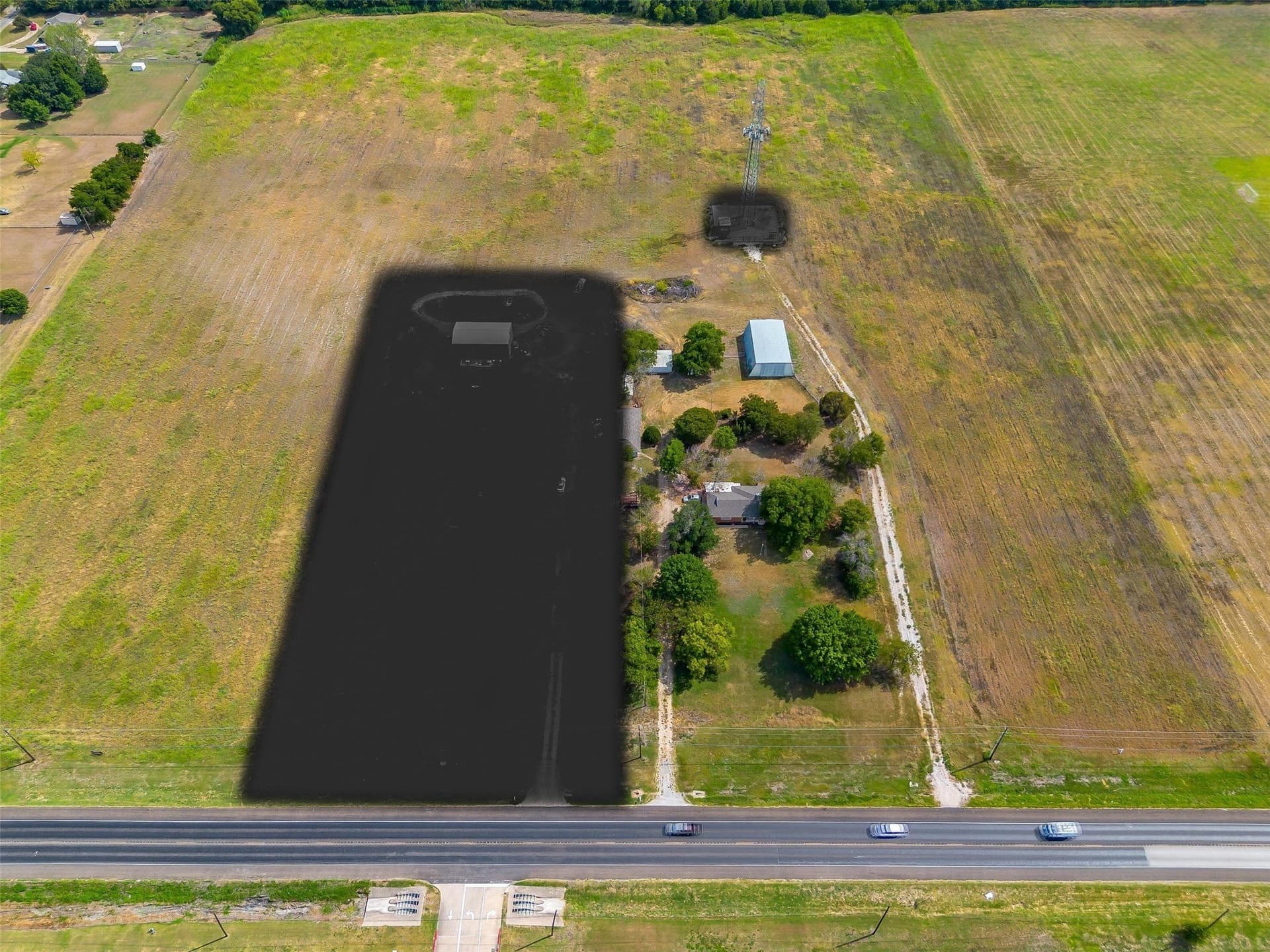 23.83 acres in Ellis County - photo 4