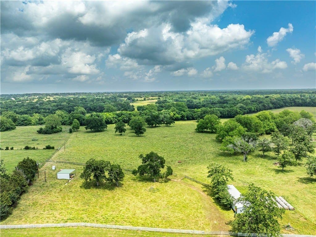 16.04 acres in AUSTIN County - photo 9