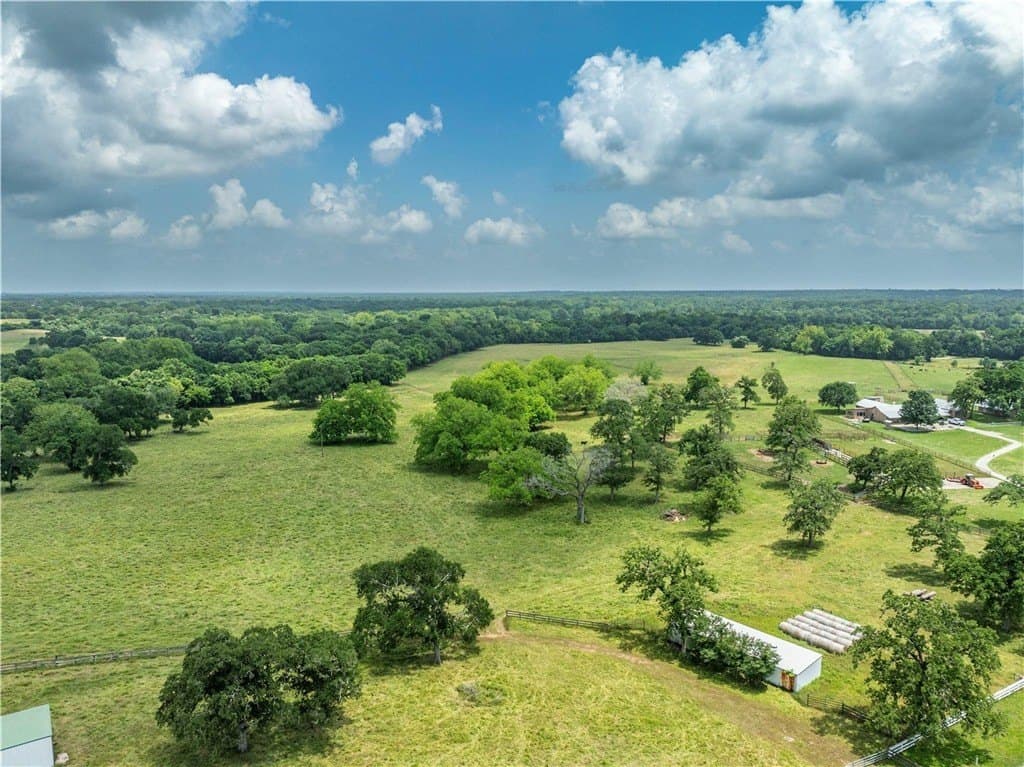16.04 acres in AUSTIN County