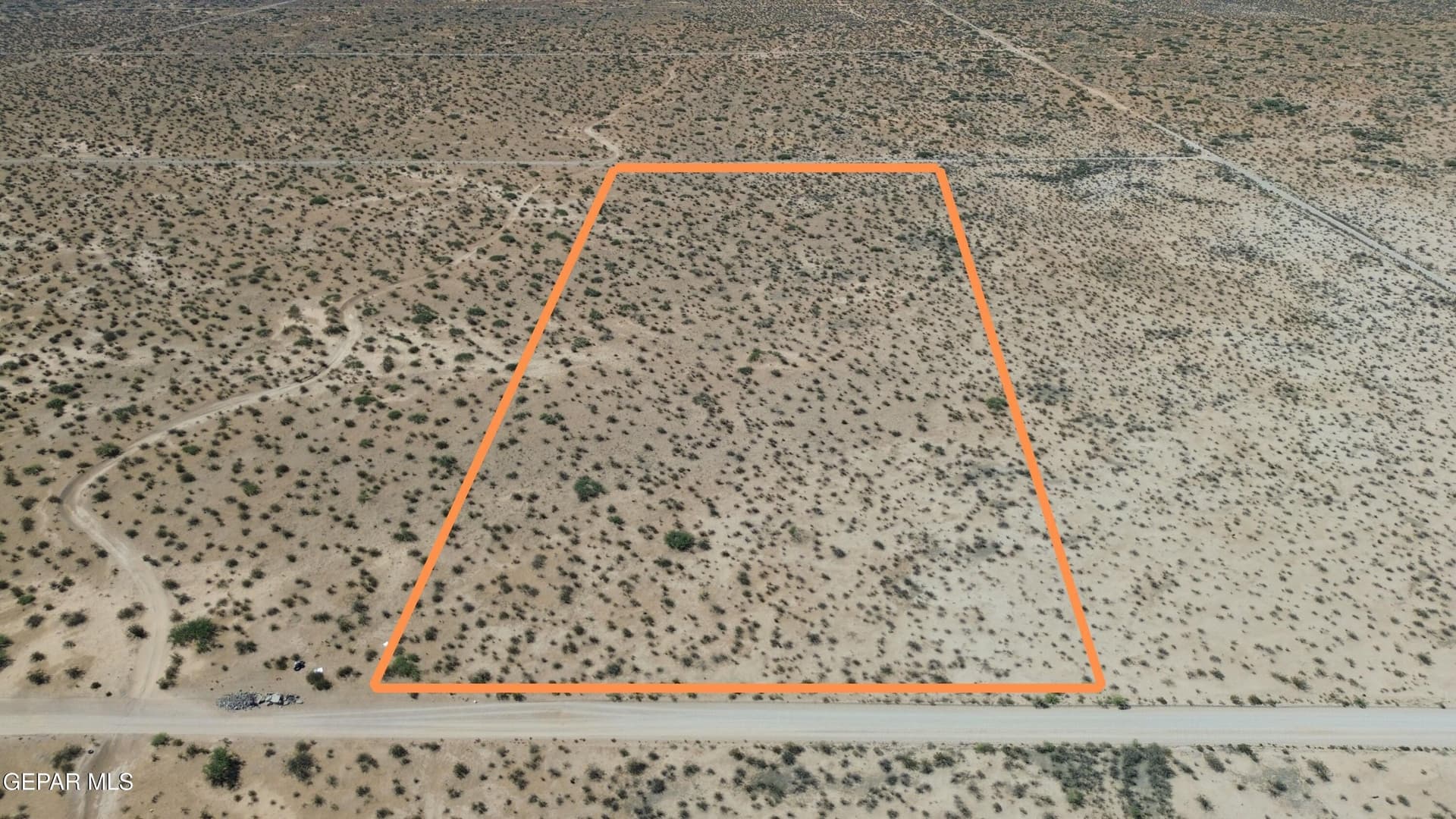 10 acres in El Paso County gallery image 3