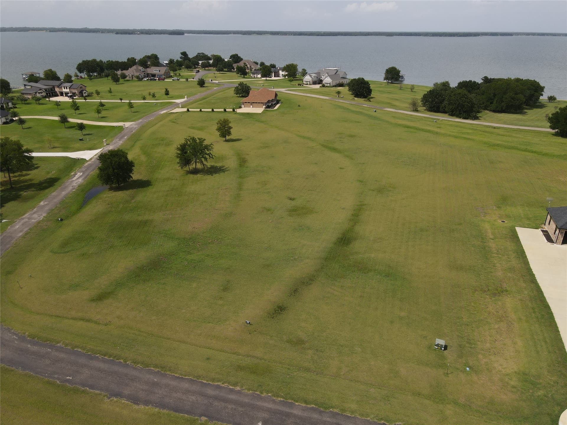 2 acres in Navarro County featured view