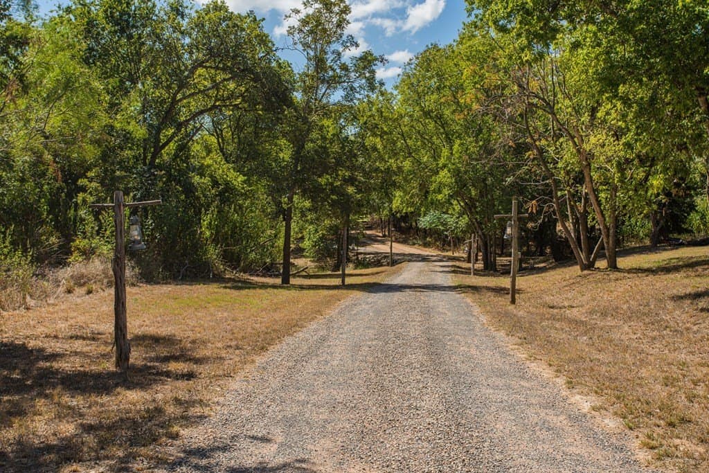 23.7 acres in Gillespie County - photo 32
