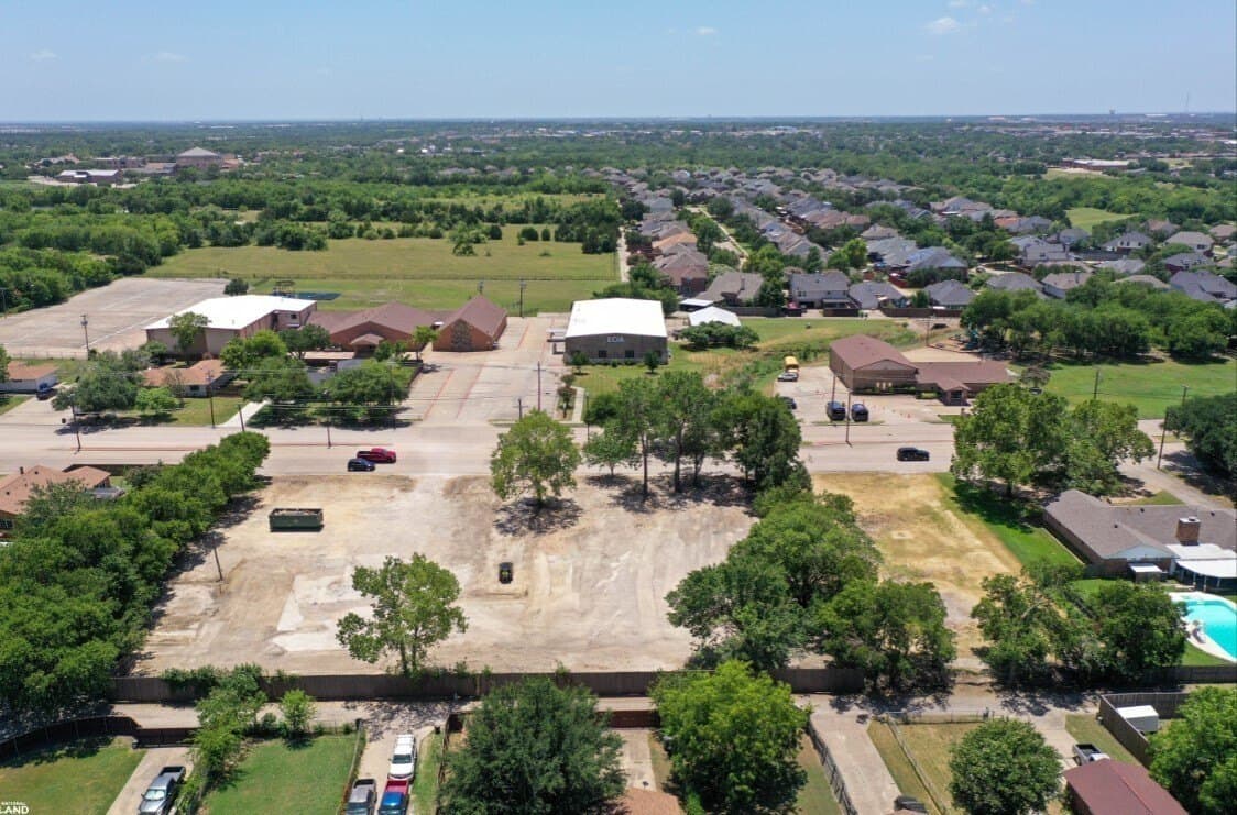 1.64 acres in Dallas County gallery image 2