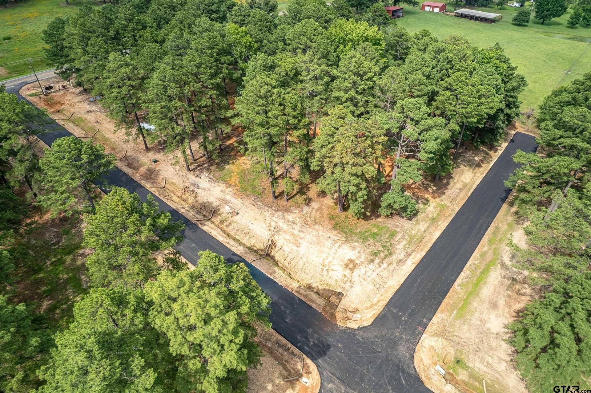 0.36 acres in Smith County - photo 16