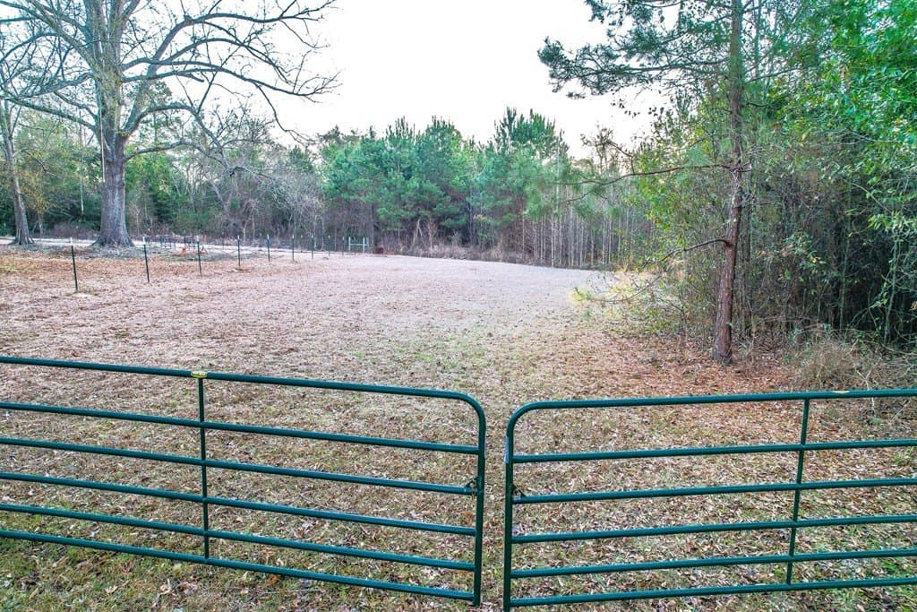 4.4 acres in Texas County gallery image 3