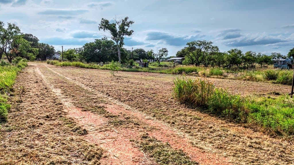 4 acres in Llano County - photo 8