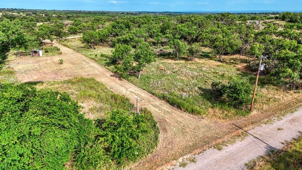 4 acres in Llano County - photo 6