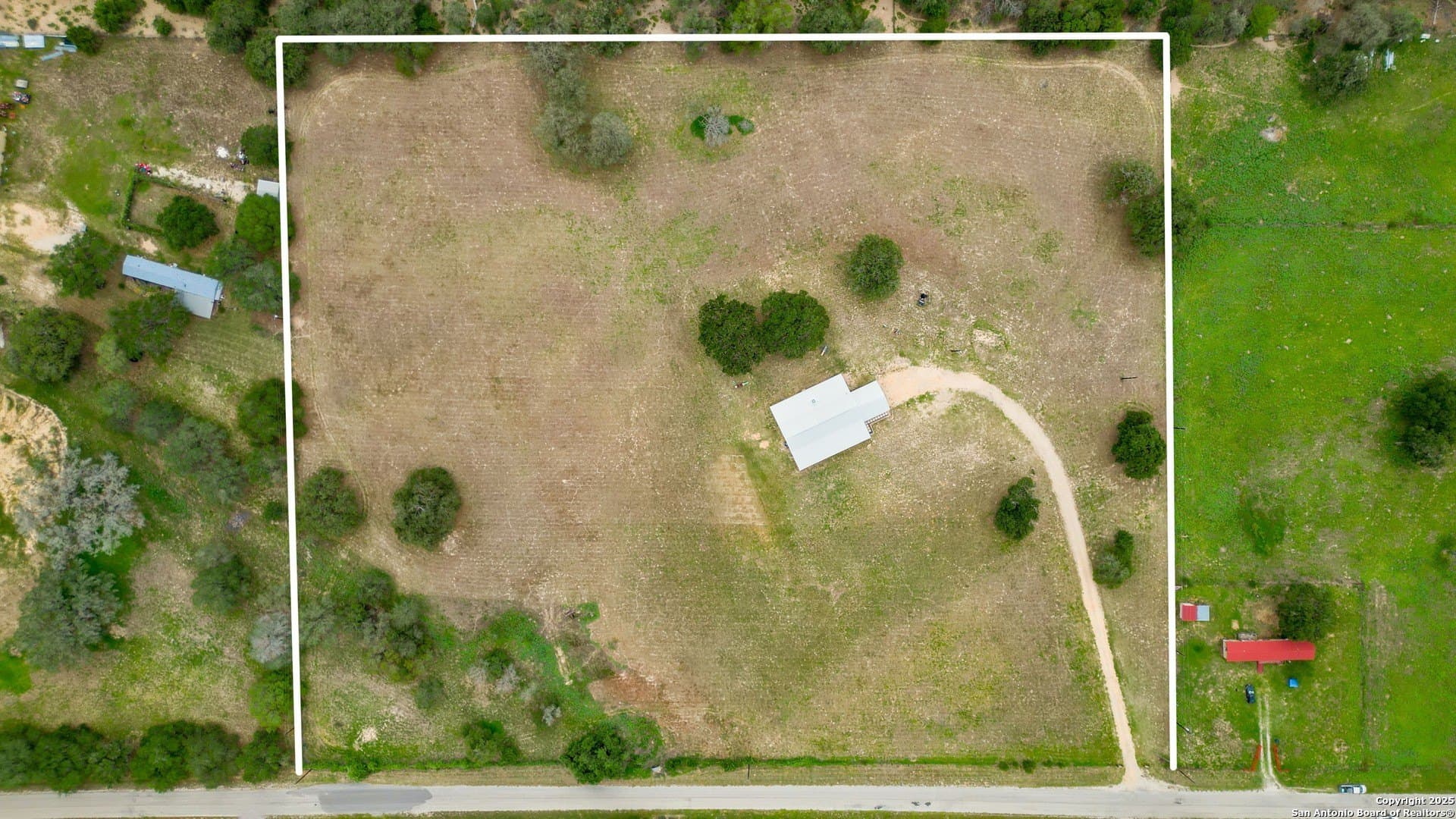 10 acres in Wilson County featured view