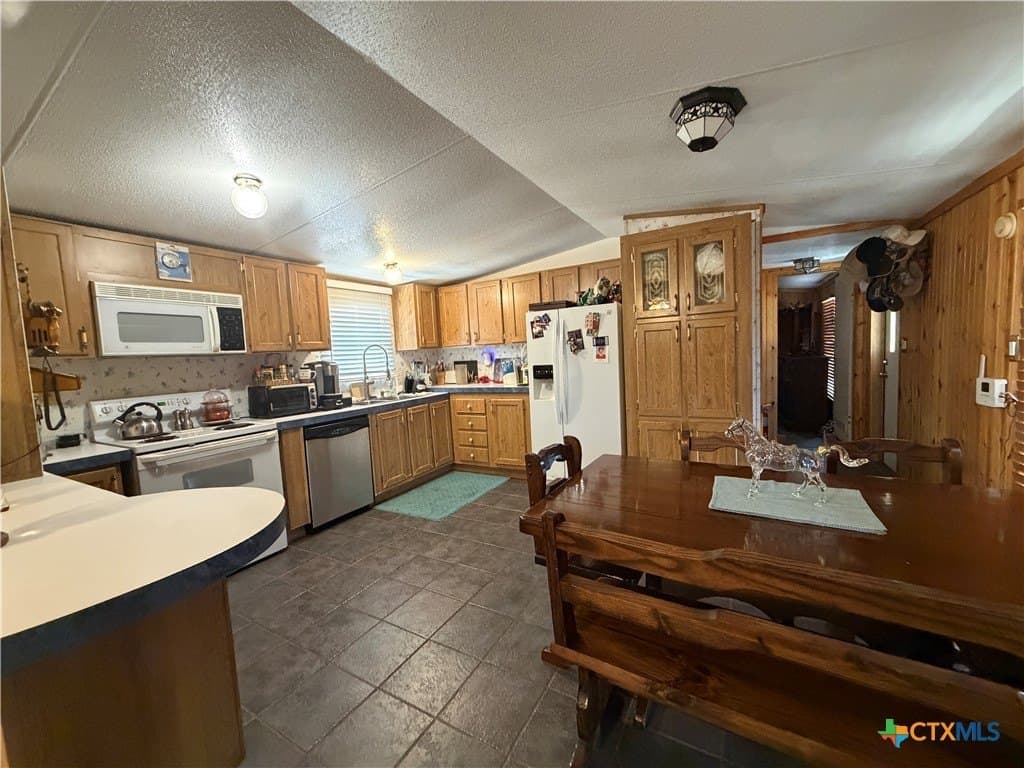 12.18 acres in Wilson County - photo 4