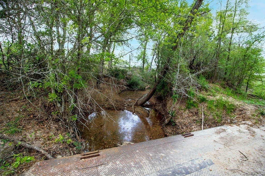 40.8 acres in Fayette County gallery image 3
