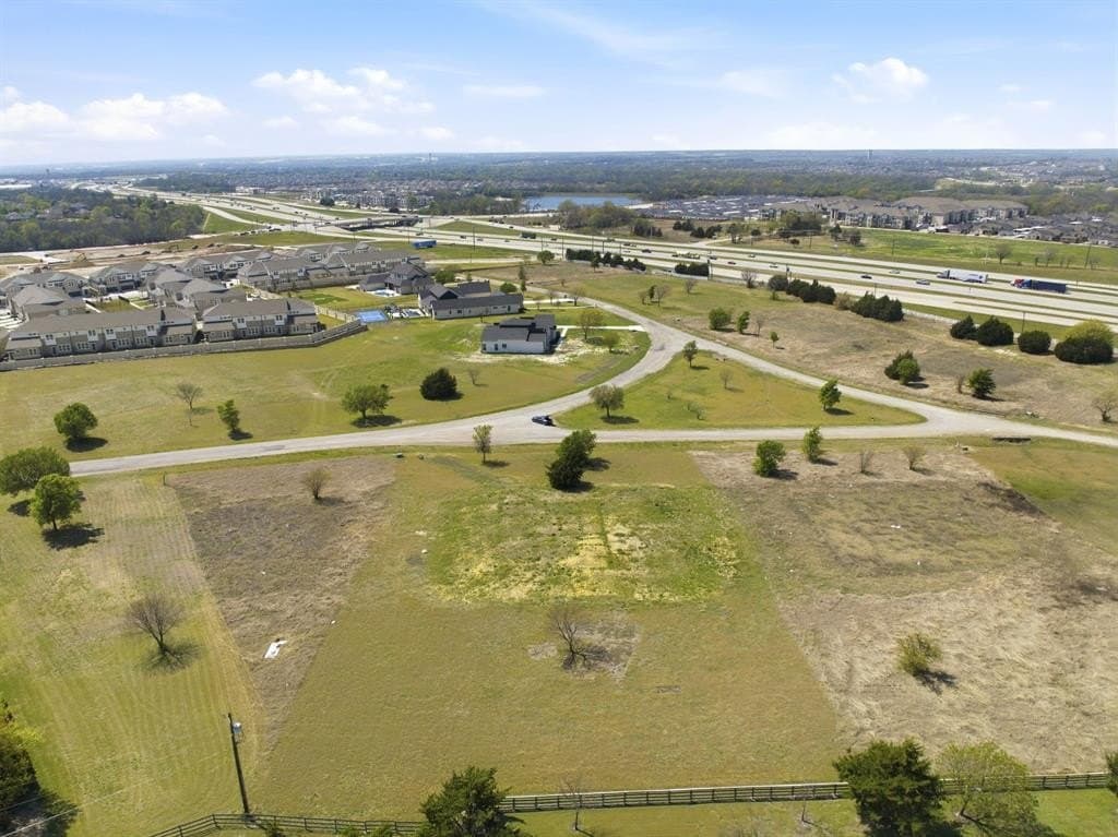 1.17 acres in Collin County gallery image 3